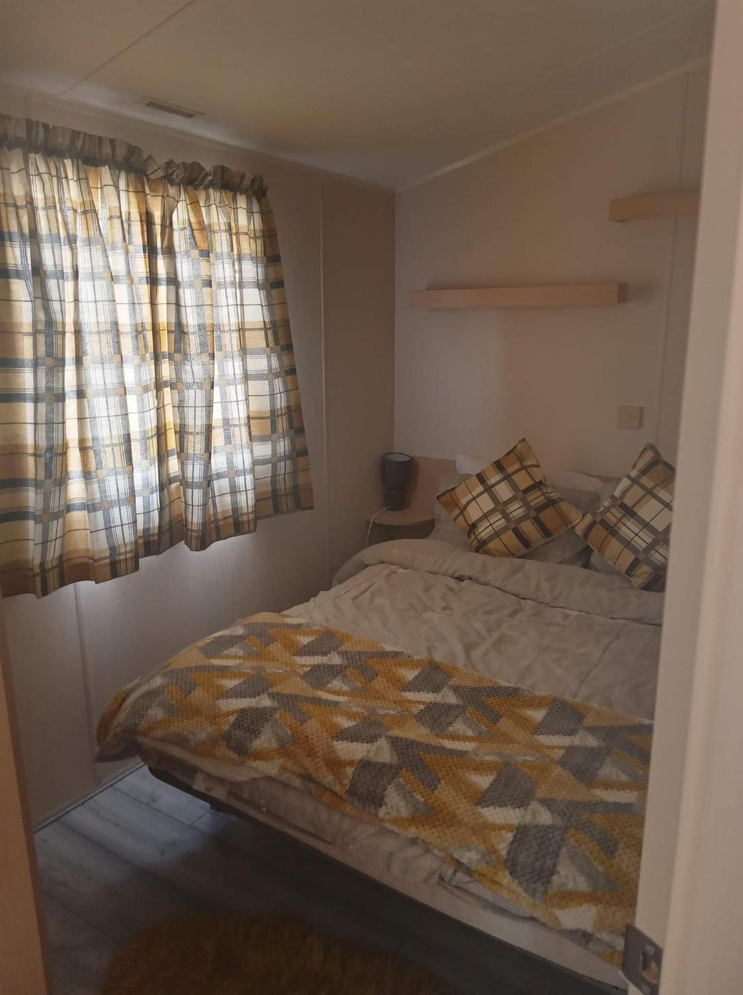 Caledonian Caravan Jaywick Sands Extérieur photo