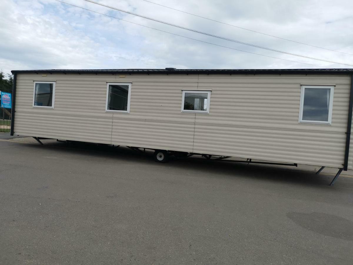 Caledonian Caravan Jaywick Sands Extérieur photo
